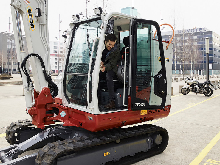 Pour Stefan Schneider, une planification minutieuse des modules électriques est élémentaire. Pour Stefan Schneider, une planification minutieuse des modules électriques est élémentaire.